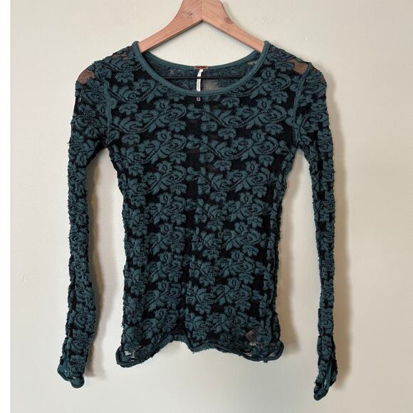Free People Sheer Lace Fitted Shirt Size Small whimsygoth Grunge Witchy Boho - Picture 2 of 9